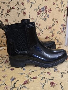 Black Chelsea Rain Boots for Women